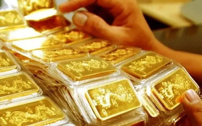Ngày thần tài: Giá vàng nữ trang bất thường